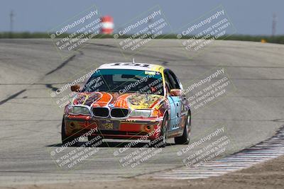 media/Sep-28-2025-24 Hours of Lemons (Sun) [[5dfe0e5f6e]]/12pm (Outside Grapevine)/